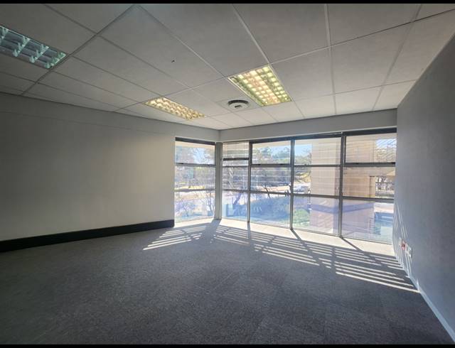 408M² OFFICE TO LET IN WOODMEAD